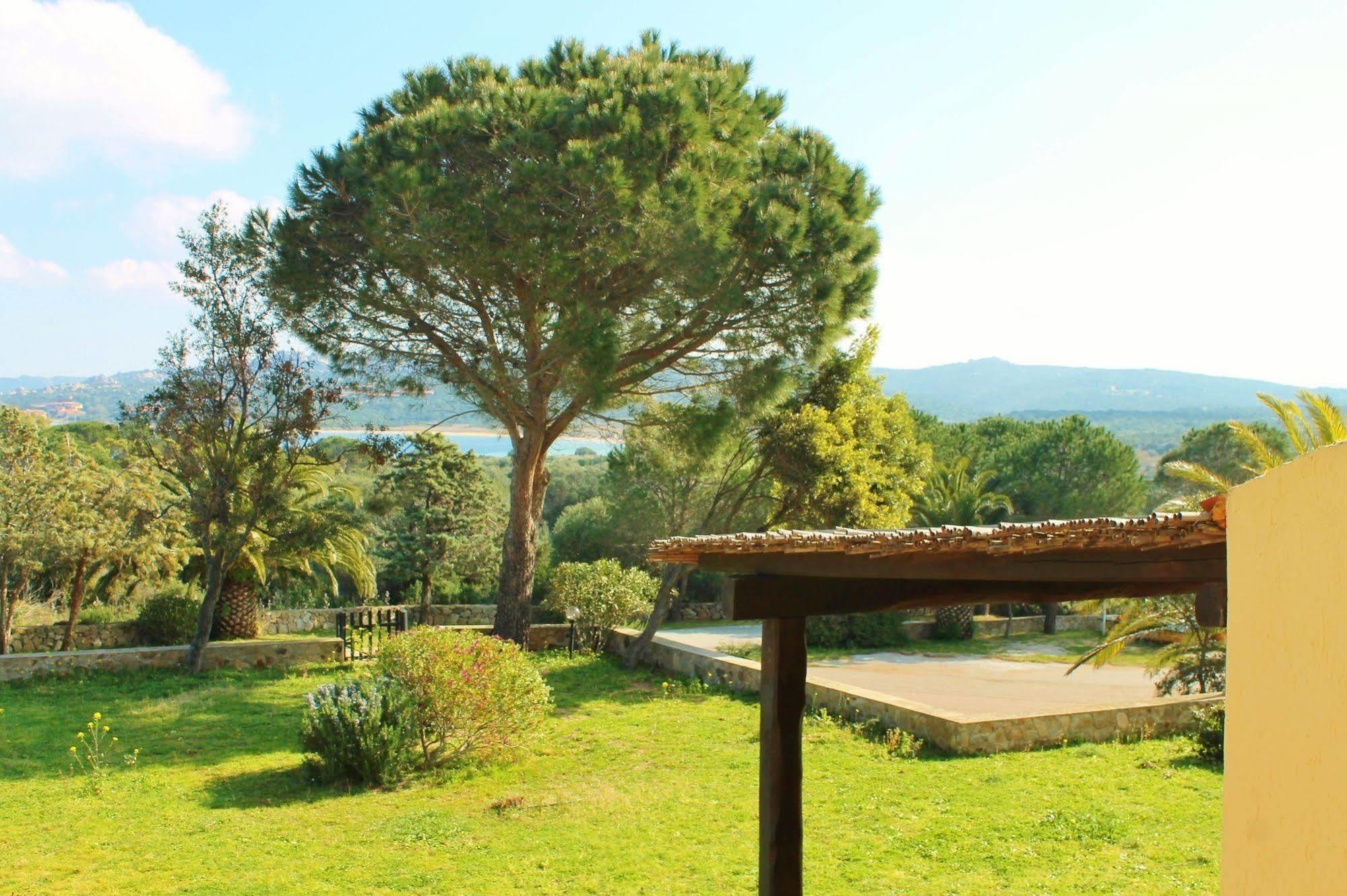 Residence Blue Corner Porto Pollo Палау Екстериор снимка