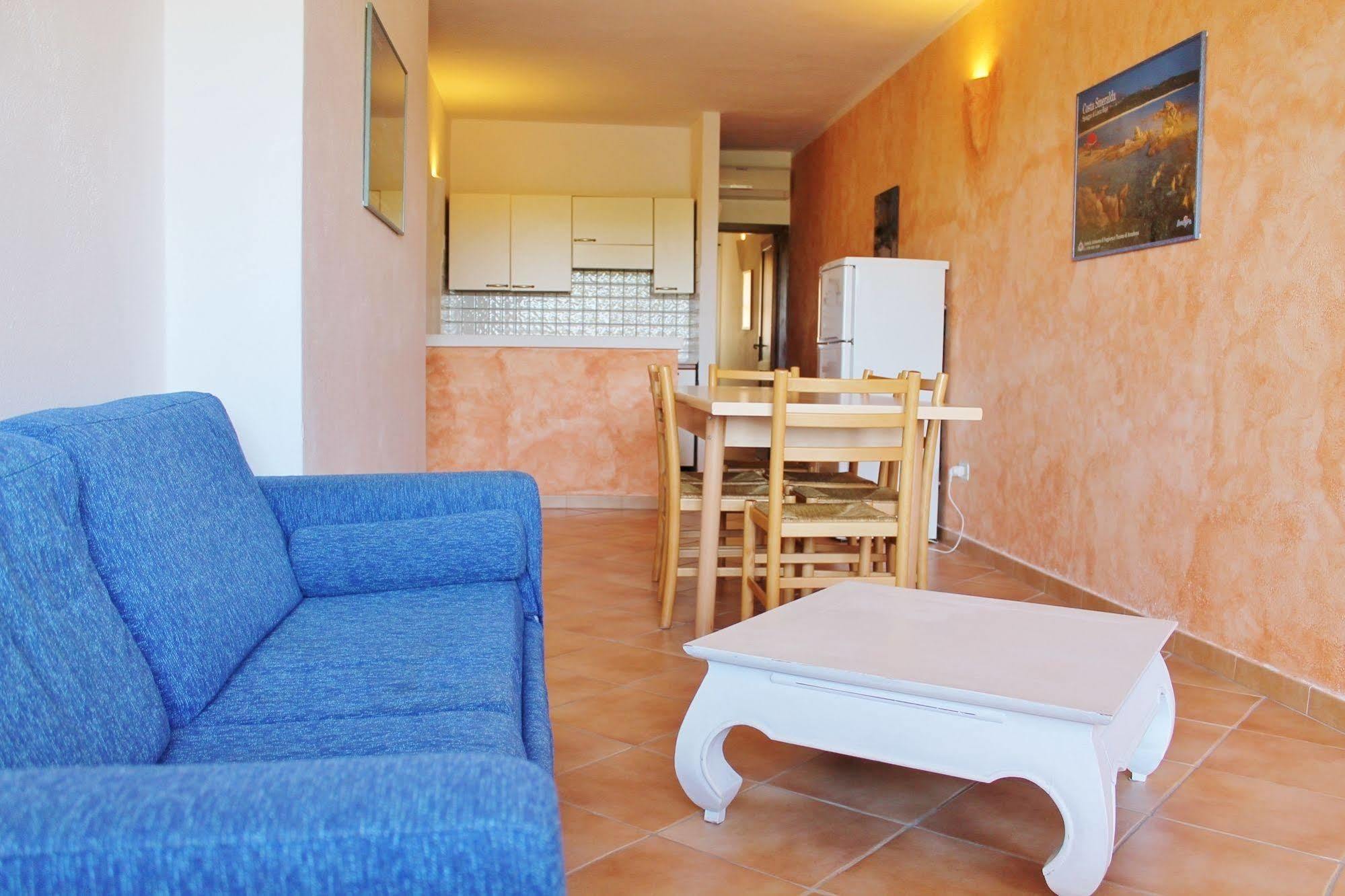 Residence Blue Corner Porto Pollo Палау Екстериор снимка
