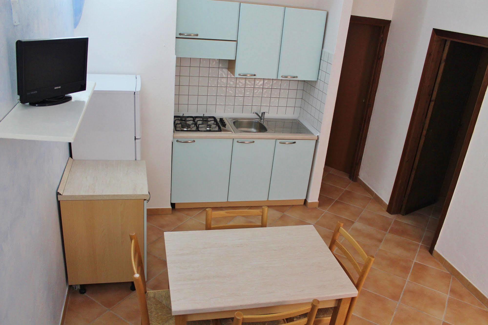 Residence Blue Corner Porto Pollo Палау Екстериор снимка