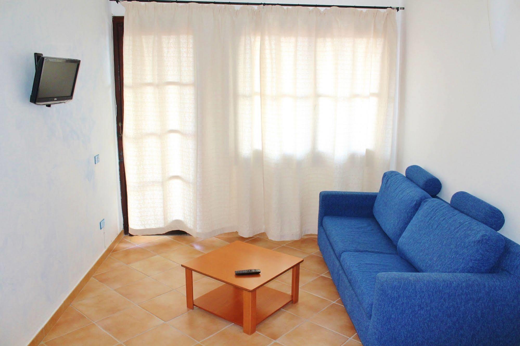Residence Blue Corner Porto Pollo Палау Екстериор снимка